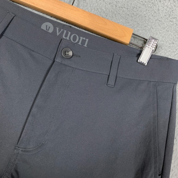 Vuori Meta Pant Mens 30 x 30 Charcoal Performance Stretch Lightweight Tech Chino - Picture 3 of 11